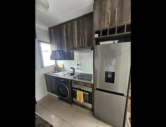 2 BEDROOM APARTMENT FOR SALE IN FLEURHOF